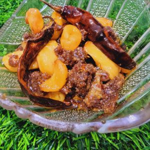 রসুনের আচার (৫০০ গ্রাম)